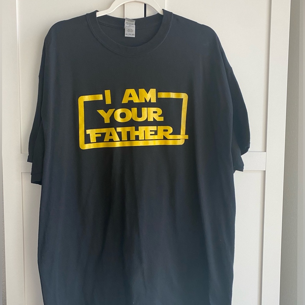 3/$20 Star Wars “I am your father” shirt